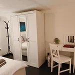Charming Duplex House, Cinema Room, Centre דירה *