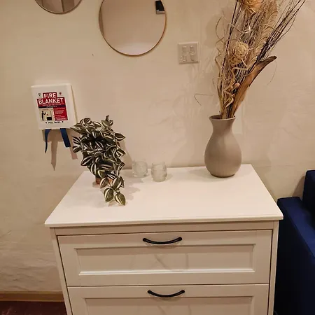 Charming Duplex House, Cinema Room, Valletta Centre