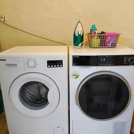 Appartement Charming Duplex House, Cinema Room, Centre