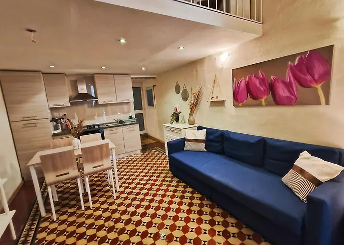 Charming Duplex House, Cinema Room, Centre * Valletta