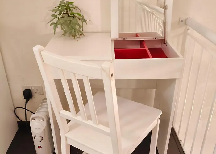 Apartment Charming Duplex House, Cinema Room, Centre Valletta