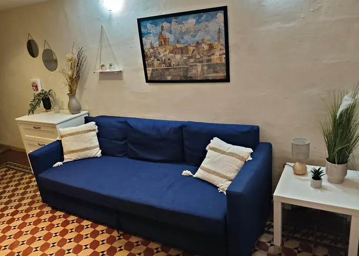 Charming Duplex House, Cinema Room, Centre